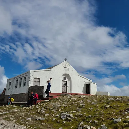 Clew Bay House With Breathtaking Ocean Views Sat To Sat Only Ferienhaus