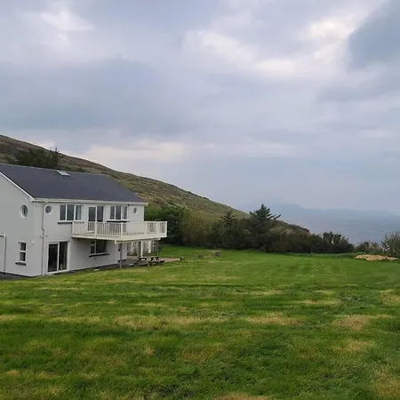 Clew Bay House With Breathtaking Ocean Views Sat To Sat Only Ferienhaus *