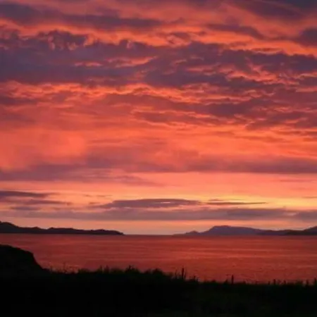 Clew Bay House With Breathtaking Ocean Views Sat To Sat Only Ferienhaus Louisburgh